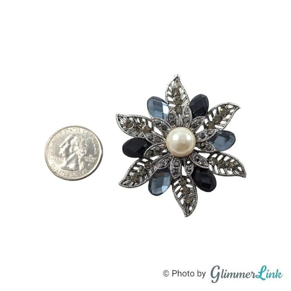 Premier Designs Pearls Night Out Floral Silver Tone Brooch Pendant - Picture 4 of 9